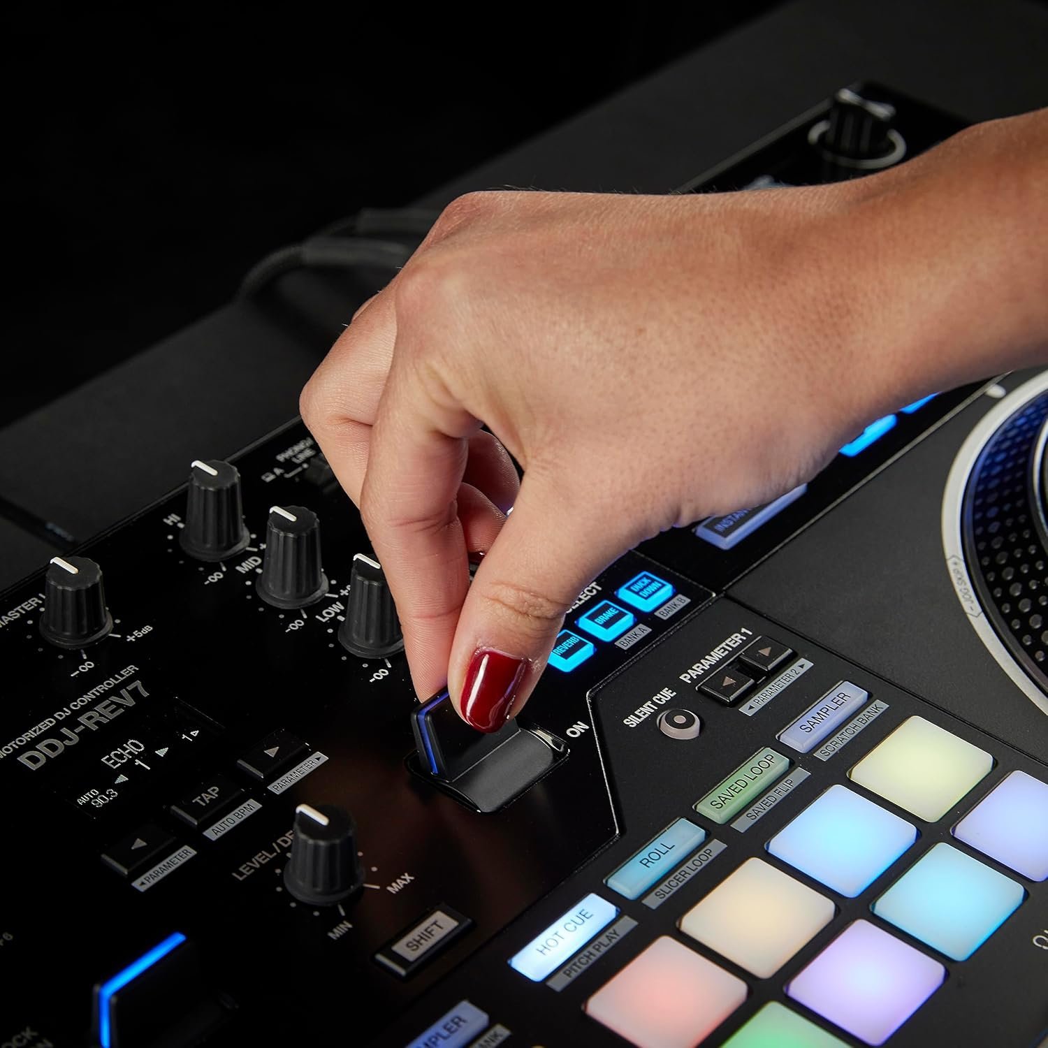 Pioneer DJ DDJ-REV7 DJ Controller - Image 13