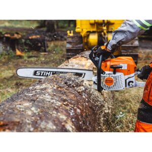 Alternative view of STIHL MS 400 C-M 16 in. 66.8 cc Gas Chainsaw