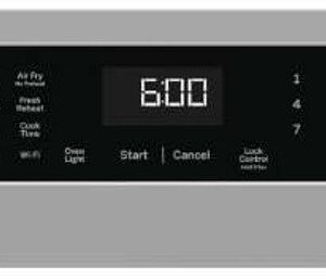 Alternative view of GE 30″ Freestanding Electric Convection Range GRF600AVSS