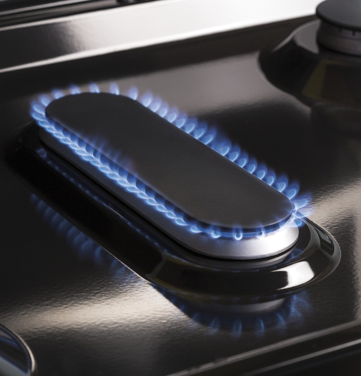 35ce965e15c89477201eab24497a399395bd8fe3__37044.jpg GE 30″ Freestanding Gas Range