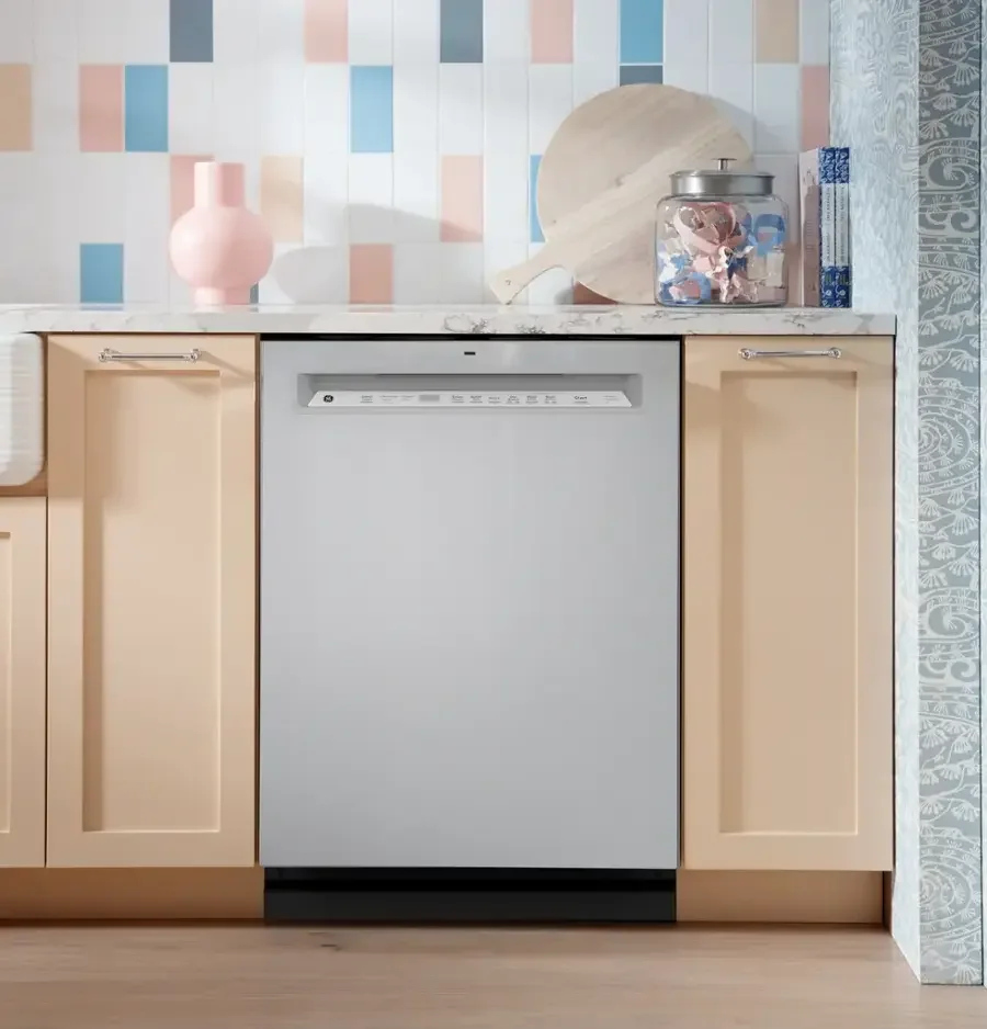 a6-10-1.webp GE – 24″ Front Control Built-In Tub Dishwashers with 3rd Rack, Sanitize Cycle and 47 dBA – Stainless Steels