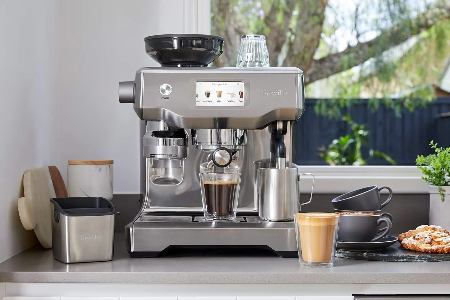 mnbv7-1.webp Breville Oracle Touch Espresso Machines